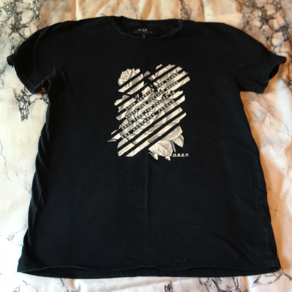 Obey shirt
